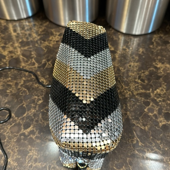 Gold, black, & silver Mesh Evening Crossbody/shoulder Bag ! EUC! No call outs! - Picture 6 of 10